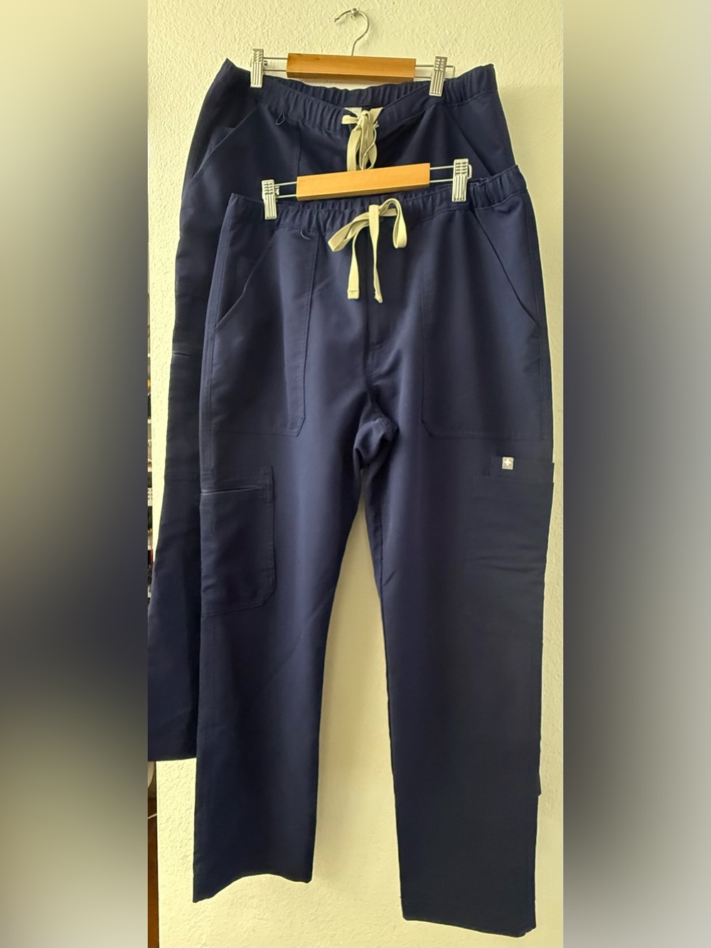 FIGS Men’s Cairo Straight Leg Scrubs Pants x2